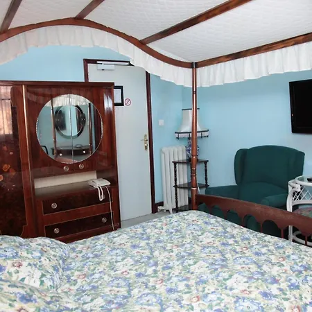 Cit'hotel Marie Stuart 호텔