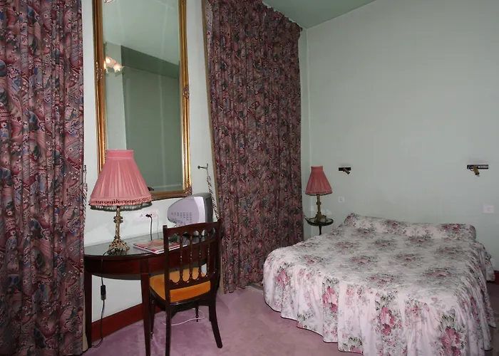 Cit'hotel Marie Stuart 3*